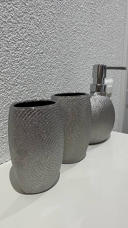 Portasapone: Seifenspender und Zahnputzbecher – Usato da Rüthi (Rheintal) venduto da ine_98z7