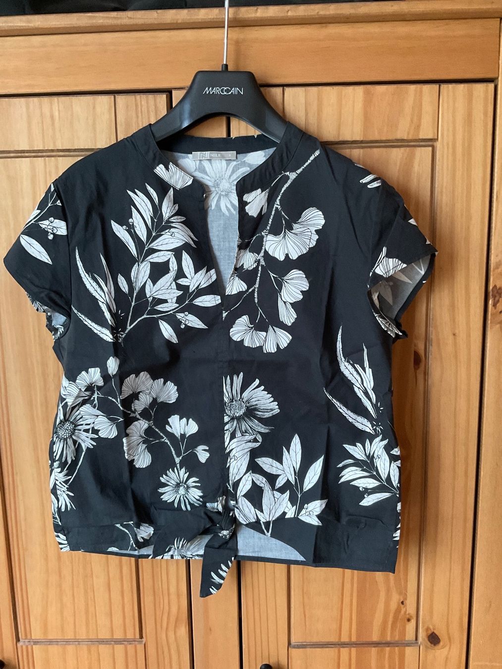 Nile Gonne: bluse + jupe nile – Usato da gurzelen venduto da malu04 3