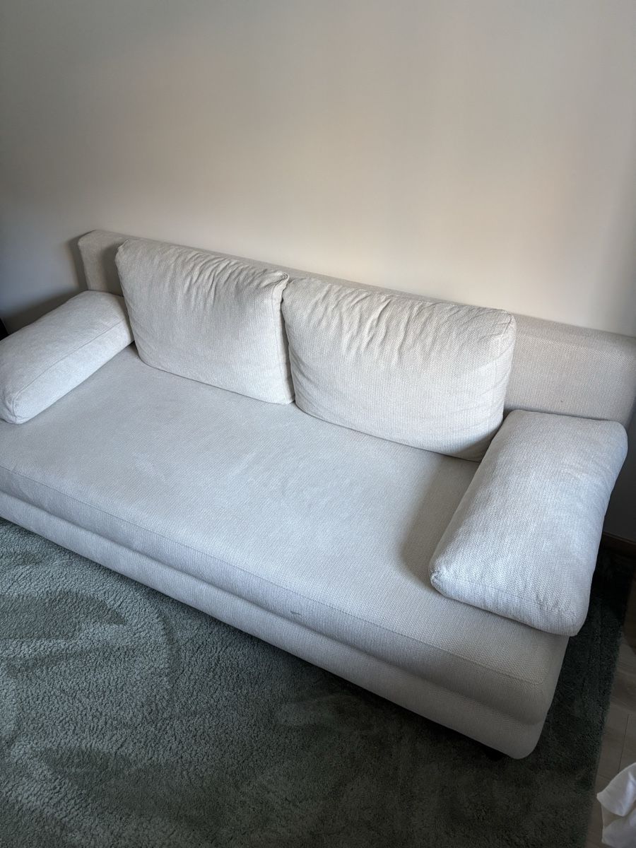 Divani: Fast unbenutzte Schlafcouch + Teppich – Nuovo (secondo la descrizione) da Zürich venduto da pau_ykq8 2