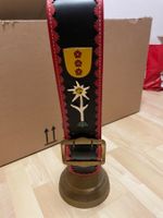 Glocke mit Lederriemen 16H