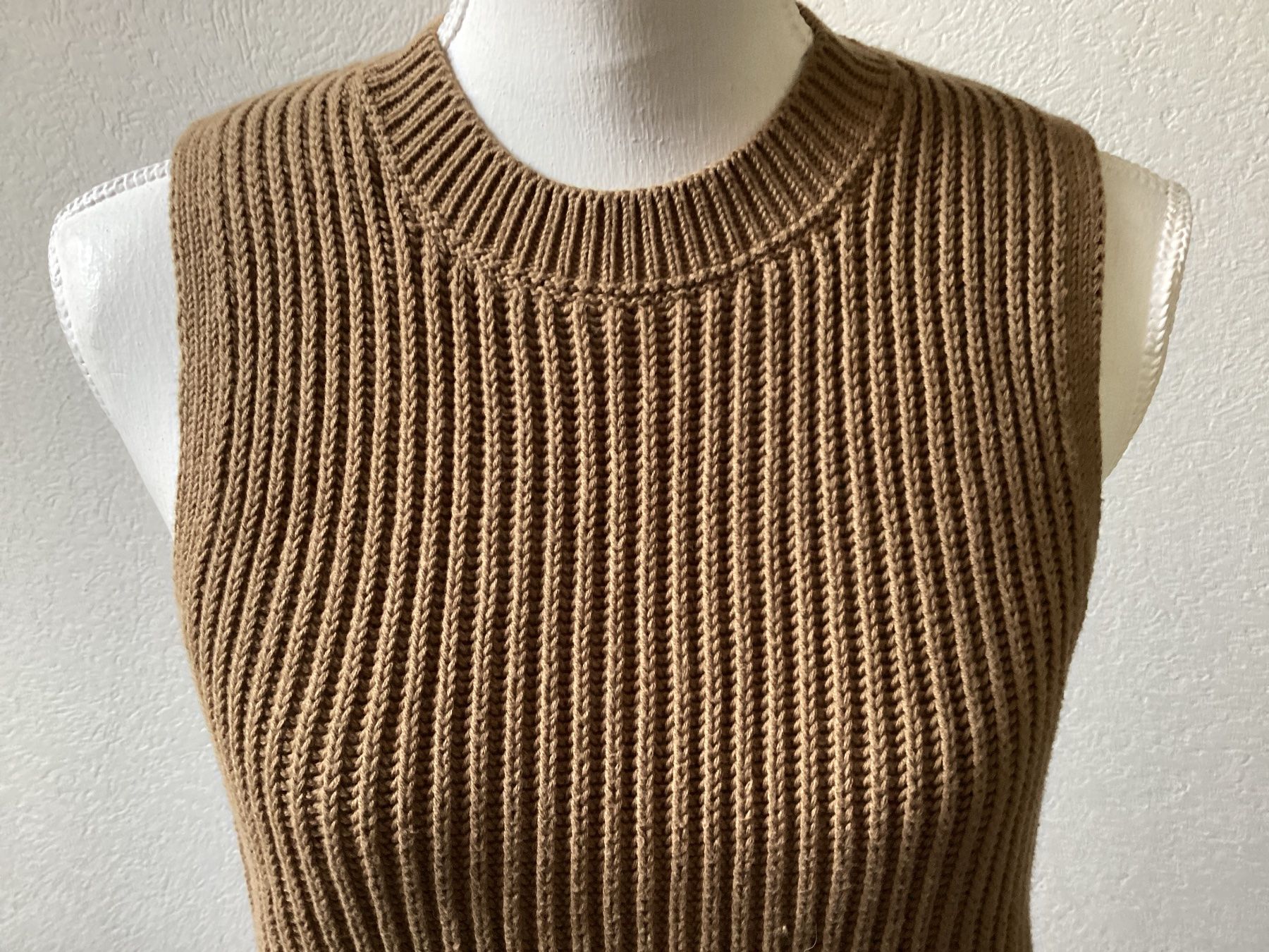 Closed Pullover & Sweatshirts: CLOSED Damen Pullunder braun Grösse M SUPER guter Zustand – Gebraucht aus Homberg b. Thun von Homata 1