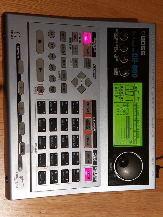 Boss Dr880 Dr. Rhythm Drum Machine Kaufen auf Ricardo