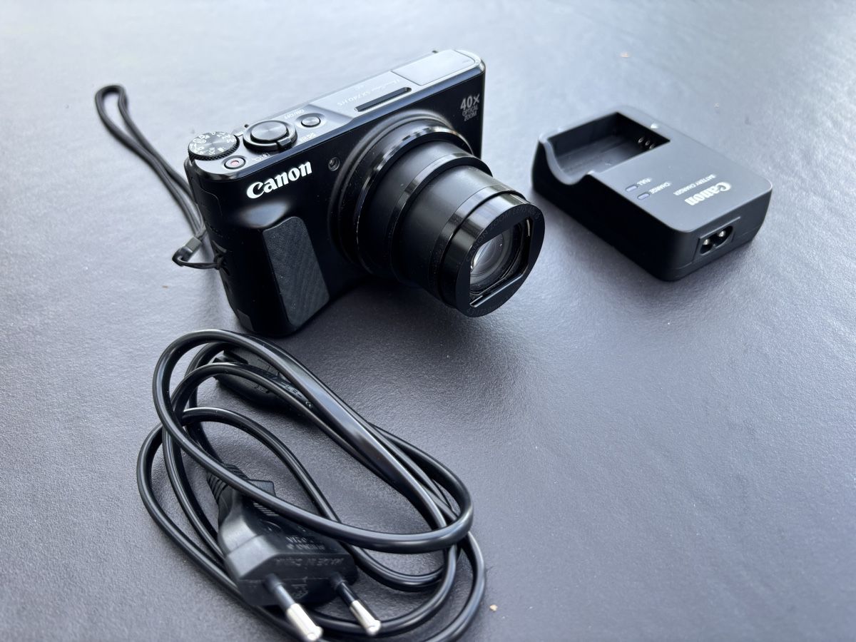 Canon Fotocamera: Canon Powershot SX740 HS – Nuovo (secondo la descrizione) da Nänikon venduto da Hit1985