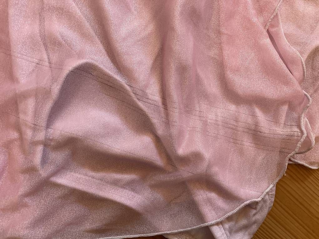 Scarpe, pantaloni & magliette da ginnastica: Turnbody/Turnkleidchen Gr. 134/140 – Usato da Brunnadern venduto da Bumlebee 3