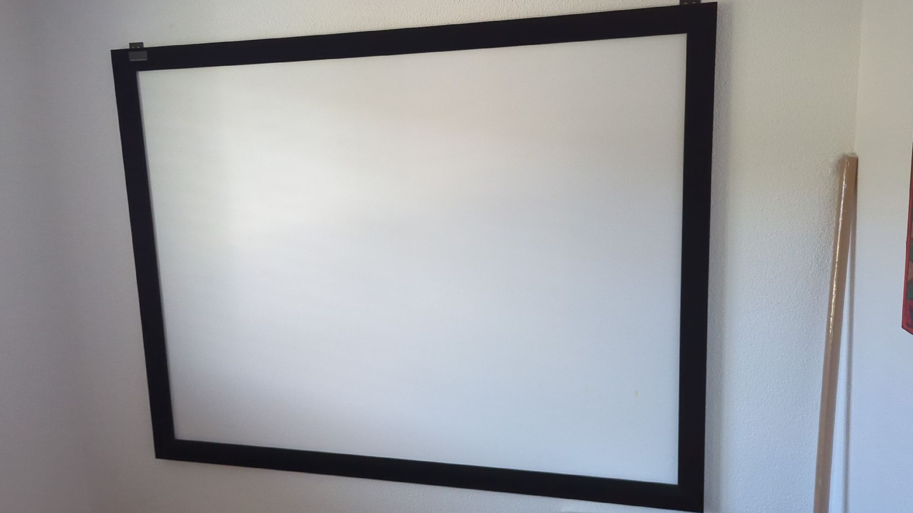 Home cinéma: MultiBrackets Beamer Leinwand 200 x 150cm – D'occasion à Oberweningen par Cadillac2