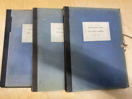 Mappen mit alten Offsetplatten von Maschinen- und Normteilen