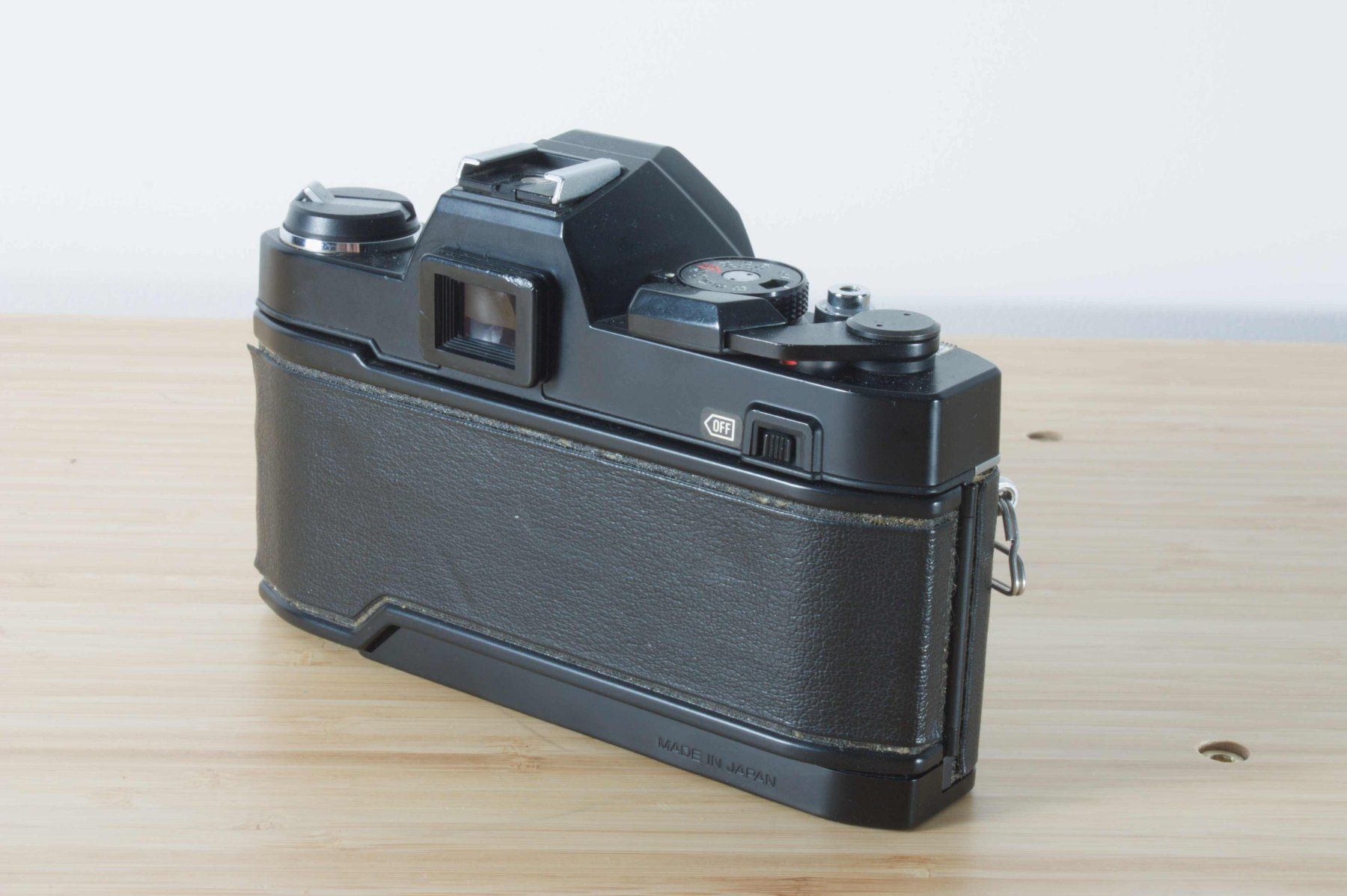 Konica Fotocamera: Konica Autoreflex TC · 35mm Spiegelreflexkamera – Usato da Zürich venduto da thelittleerik 3