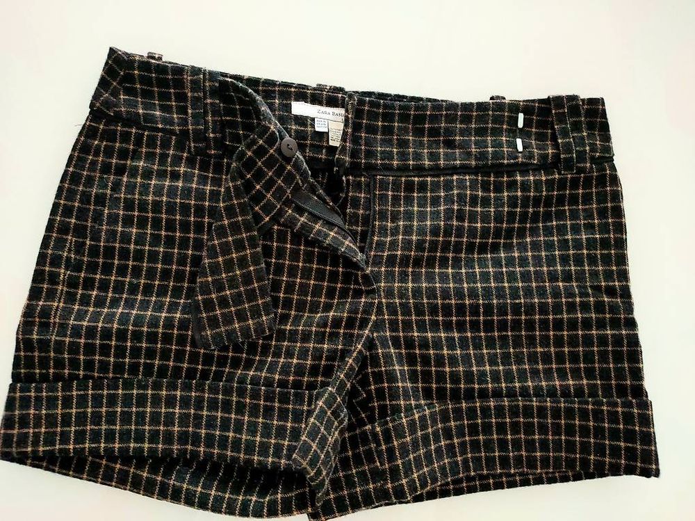 Pantaloni: Pantaloncini taglia 34 misto lana – Usato da Bellinzona venduto da mar_b5cp
