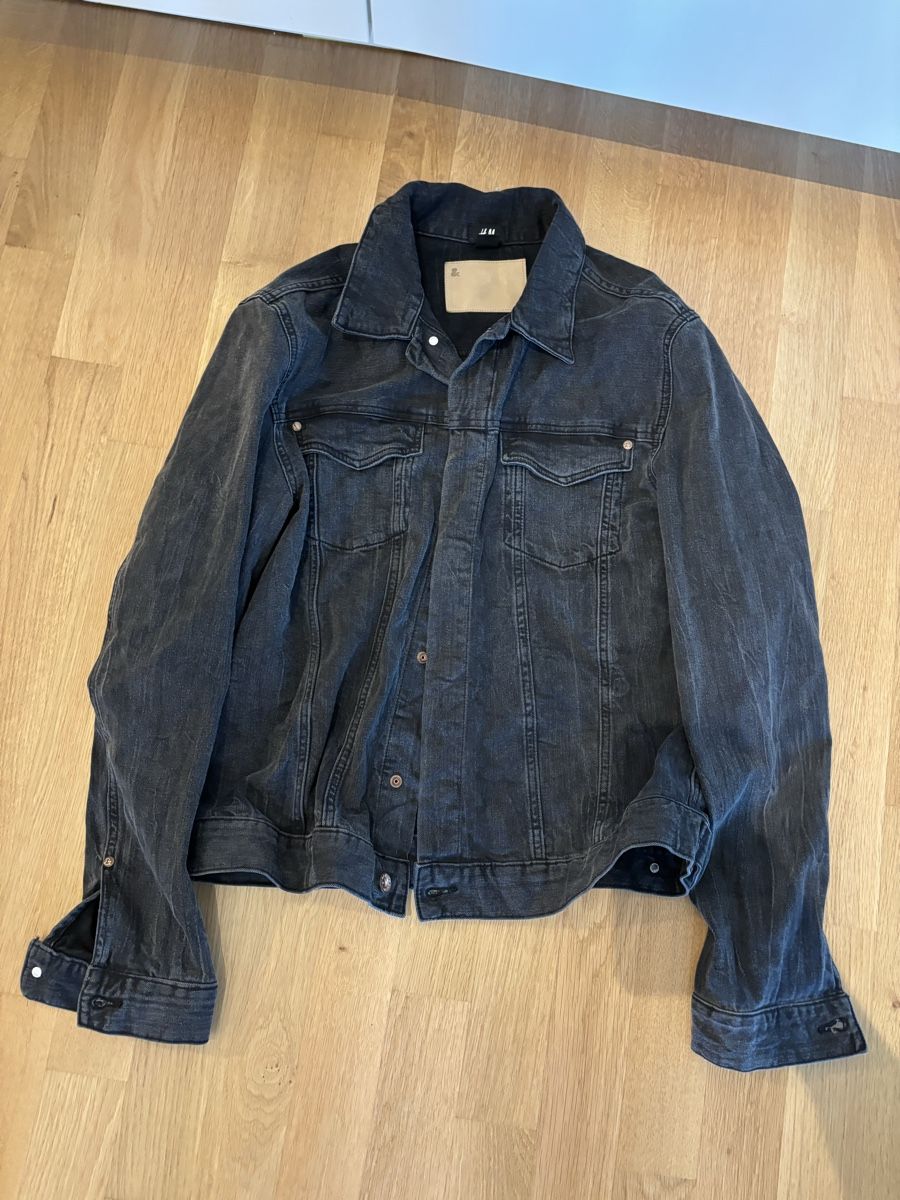 H&M Giacche: Schwarze Jeansjacke Gr. L – Nuovo (secondo la descrizione) da Remetschwil venduto da est_zk69