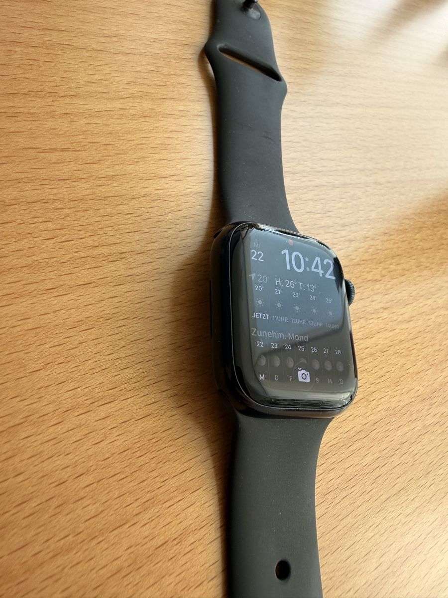 Apple Smartwatch: Apple Watch Series 8 41mm – Usato da Luzern venduto da alinaoswald 2