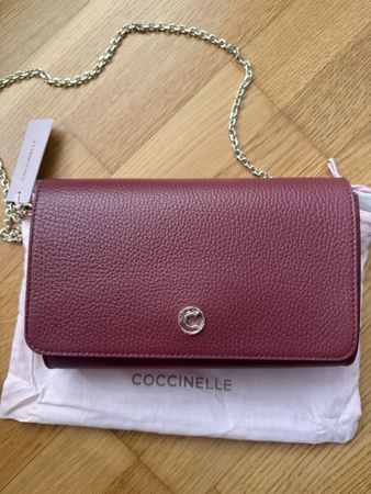 Coccinelle Tasche bordeaux Leder neu