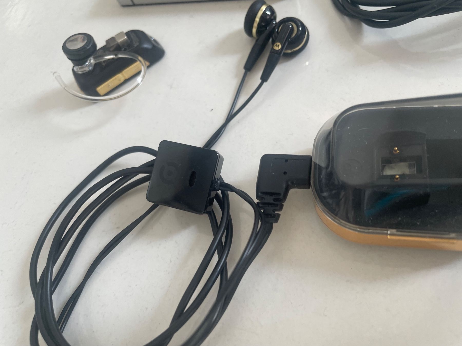 Motorola Kopfhörer: Motorola auricolare Vintage - Bluetooth – Gebraucht aus Minusio von Pink222 2