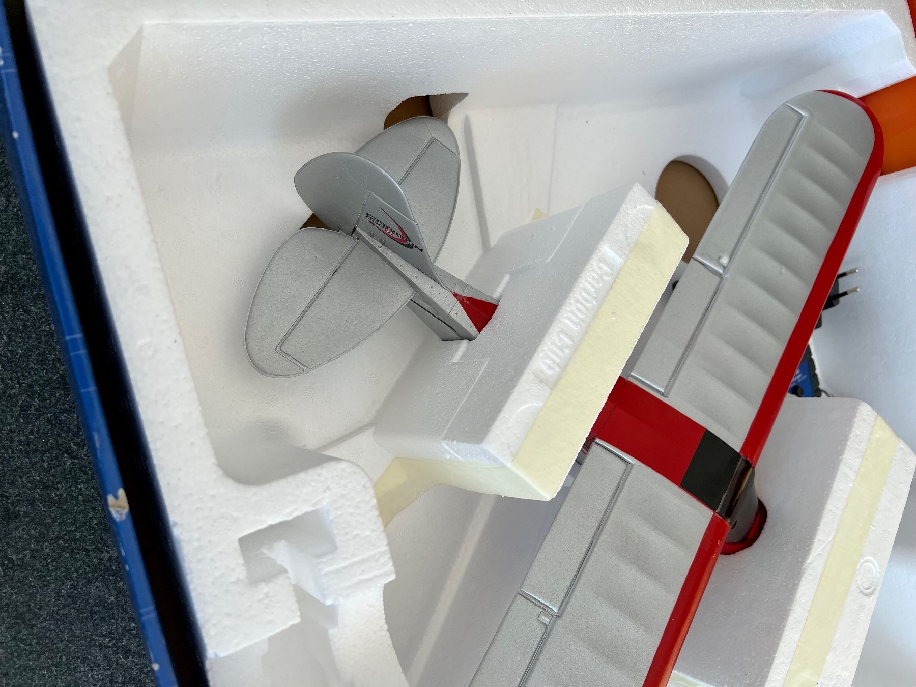 E-Flite RC Modellbau: E-Flite UMX Carbon Cub SS – Neu und originalverpackt aus Spiez von  3