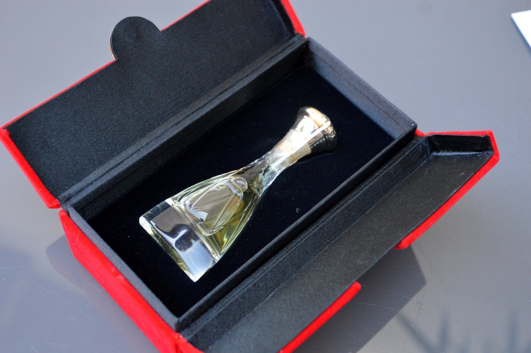 Profumi & Eau de Toilette: EdP Cabaret Grès Crystal Perfume 30 ml Limited E#dition – Nuovo e nell'imballaggio originale da Collonges venduto da arashee 1