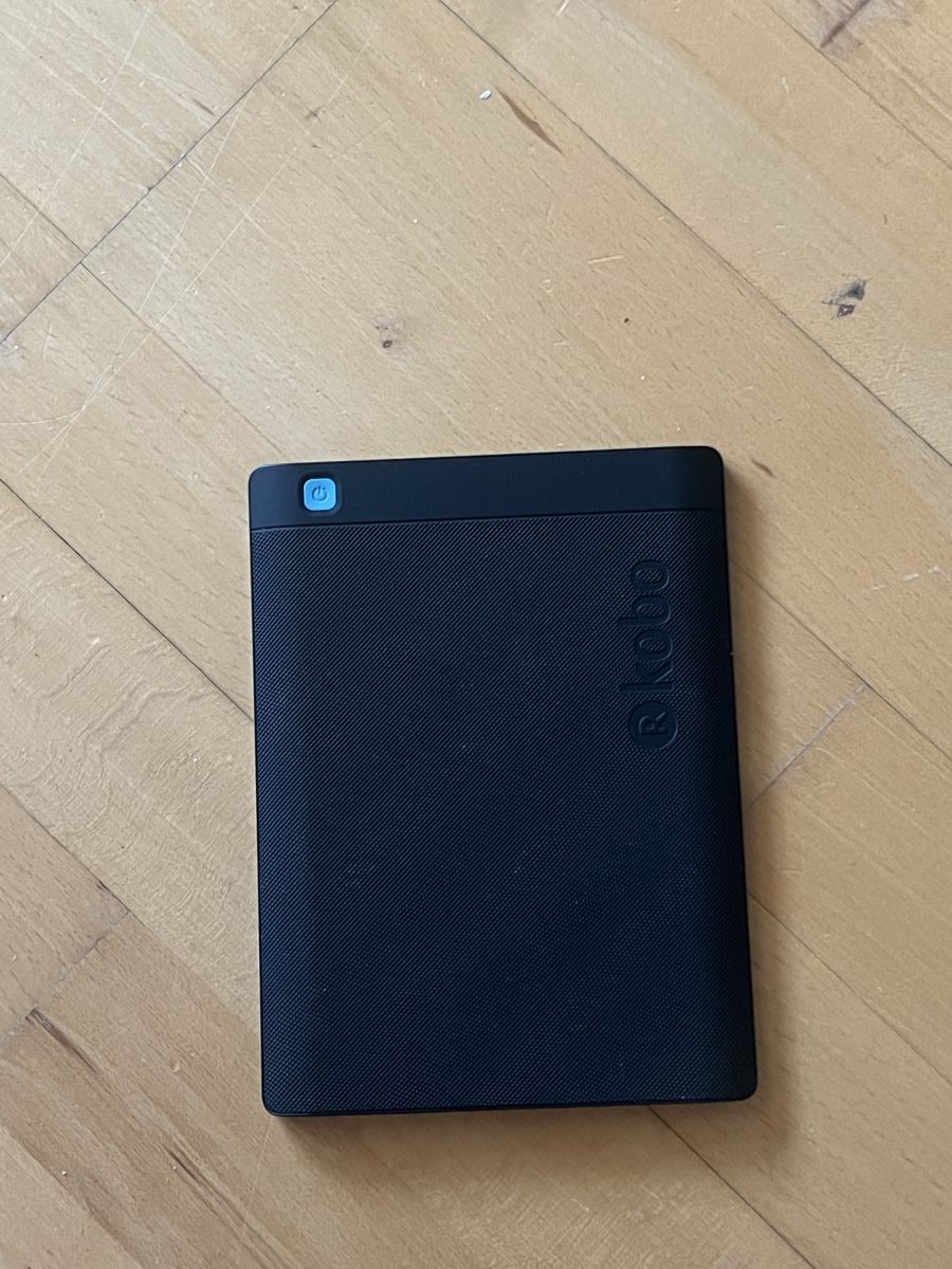 Kobo Tablet PC: E-Reader Kobo Aura H2O schwarz gebrauchter Zustand – Usato da Zürich venduto da Jakomo007 1