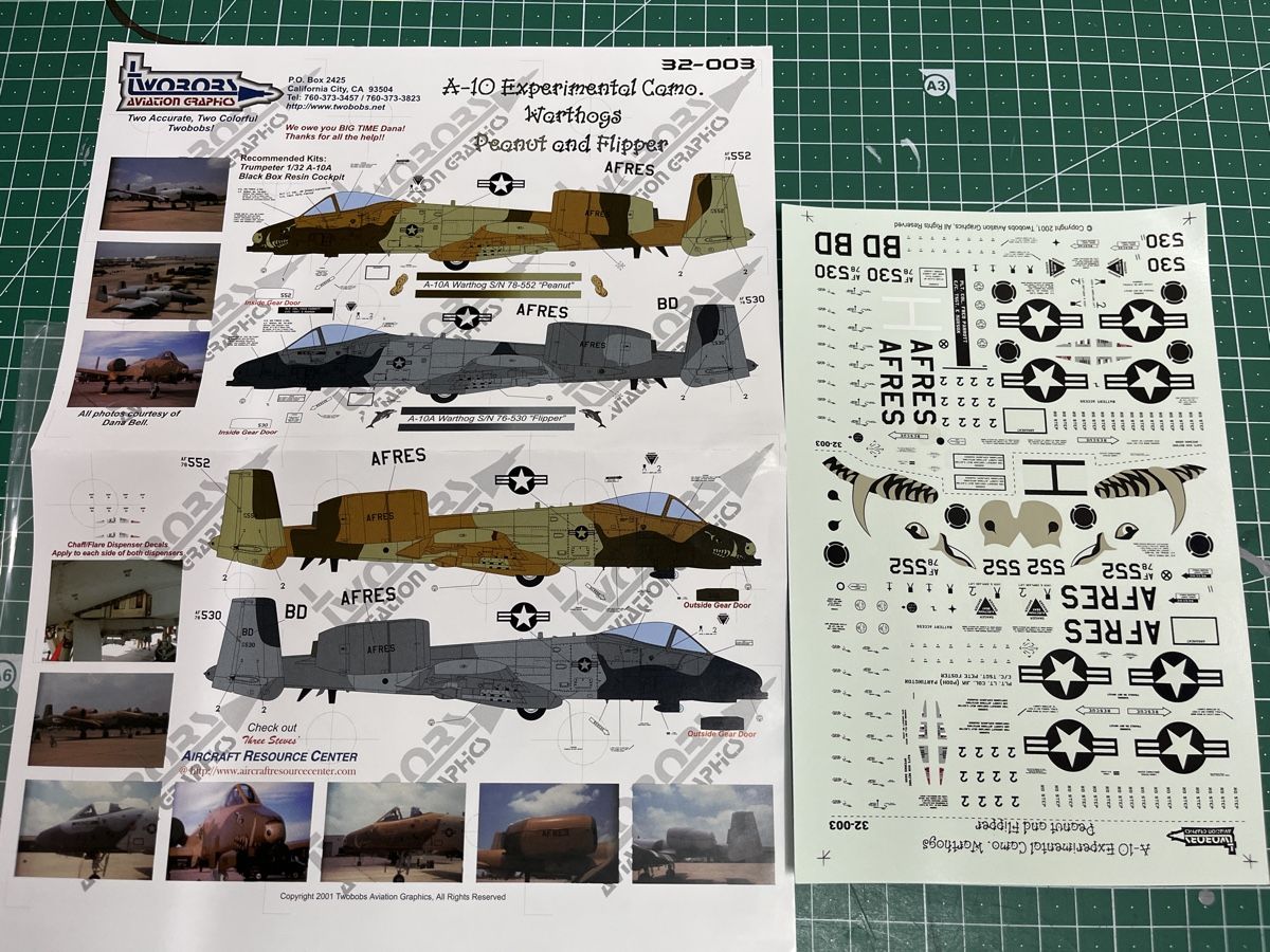 Kit di modellismo & Modellini statici: A-10 Experimental Camo Warthogs Peanut Flipper Decals – Nuovo (secondo la descrizione) da Schattdorf venduto da ddi_9scw