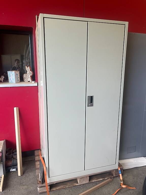 Lista Armadi: Lista Schrank – Usato da Bennwil venduto da Nmora