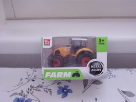 Traktor (Farbe gelb)