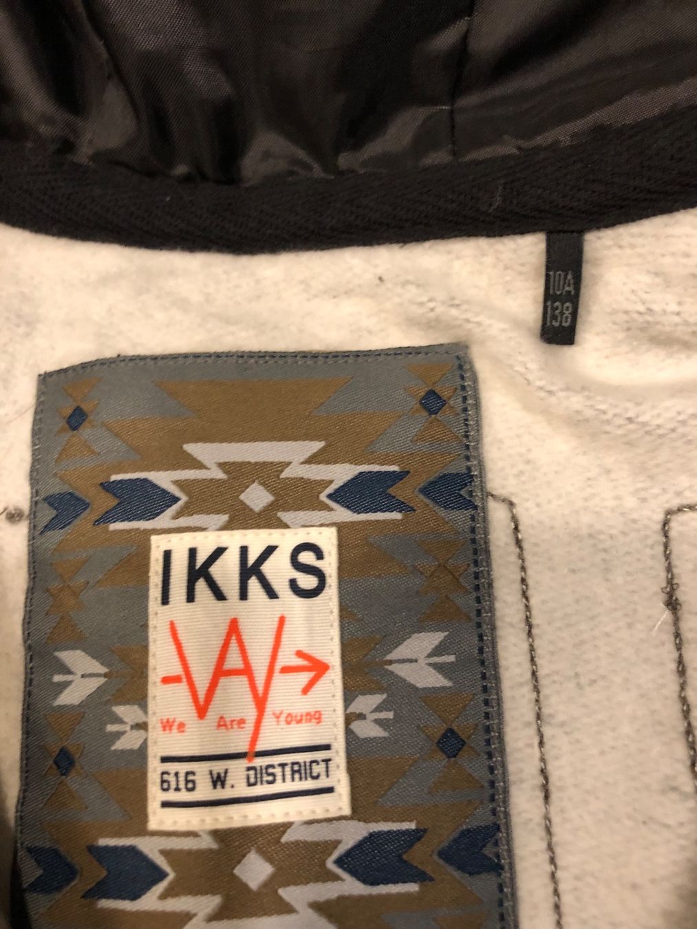 IKKS Altro abbigliamento per bambino: Jaquette IKKS garçon 10 ans – Usato da Mies venduto da pulrichg 3
