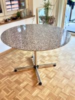 USM Tisch mit Granitplatte