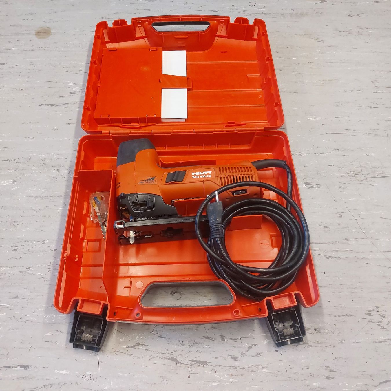 Hilti Scies: Hilti stichsäge – D'occasion à Jonschwil par Woupwouprs6