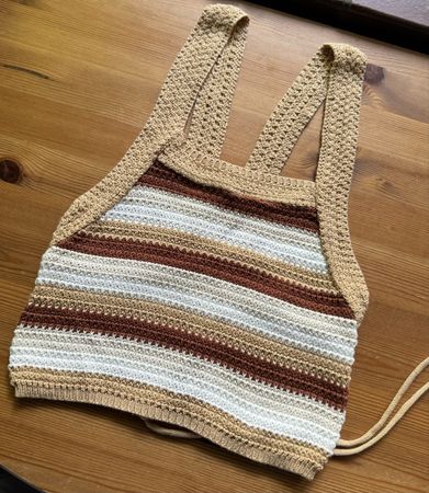 Crochet summer top, striped, neutral colours, new look!