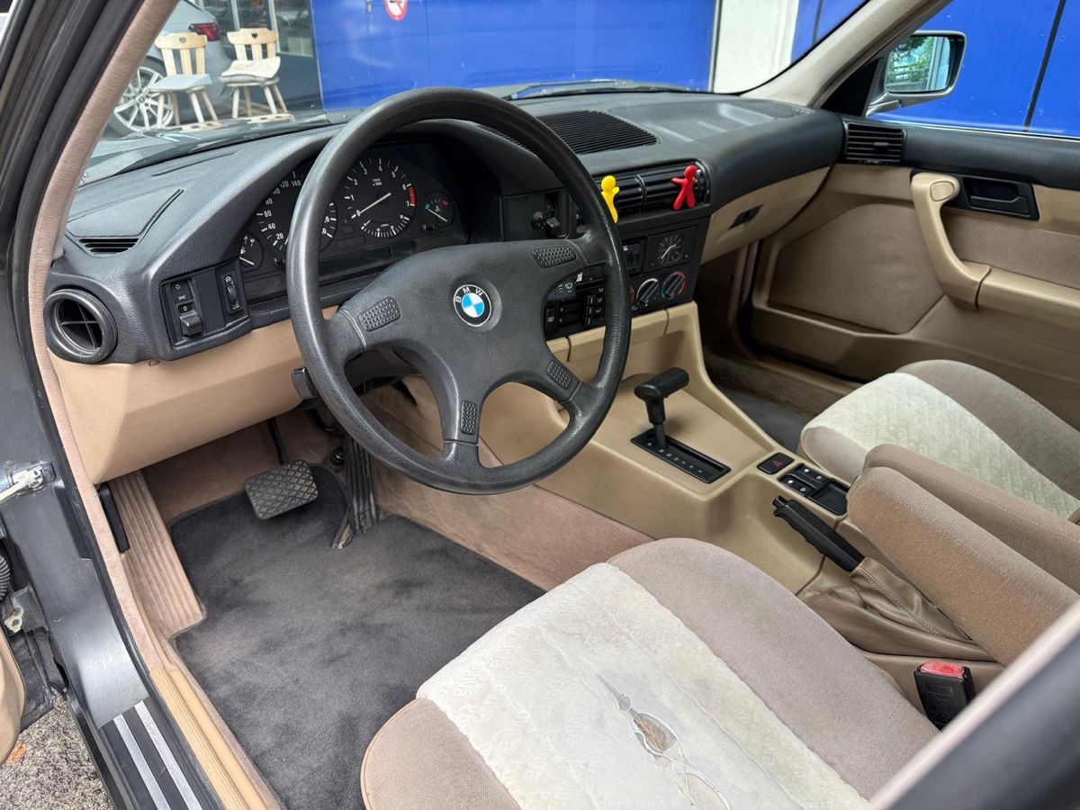 BMW Autos: BMW 525i E34 Limousine – D'occasion à Ostermundigen par Vrenoro.Gold 4