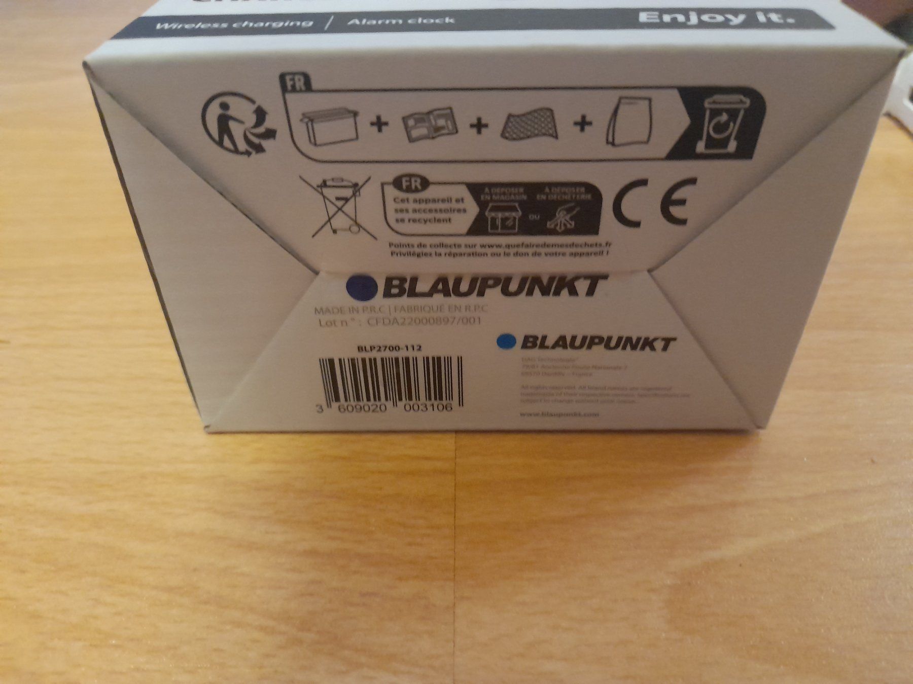 Blaupunkt Ladegeräte: Blaupunkt Wireless Charger/Wecker – Neu (gemäss Beschreibung) aus Lustmühle von chevi03 6