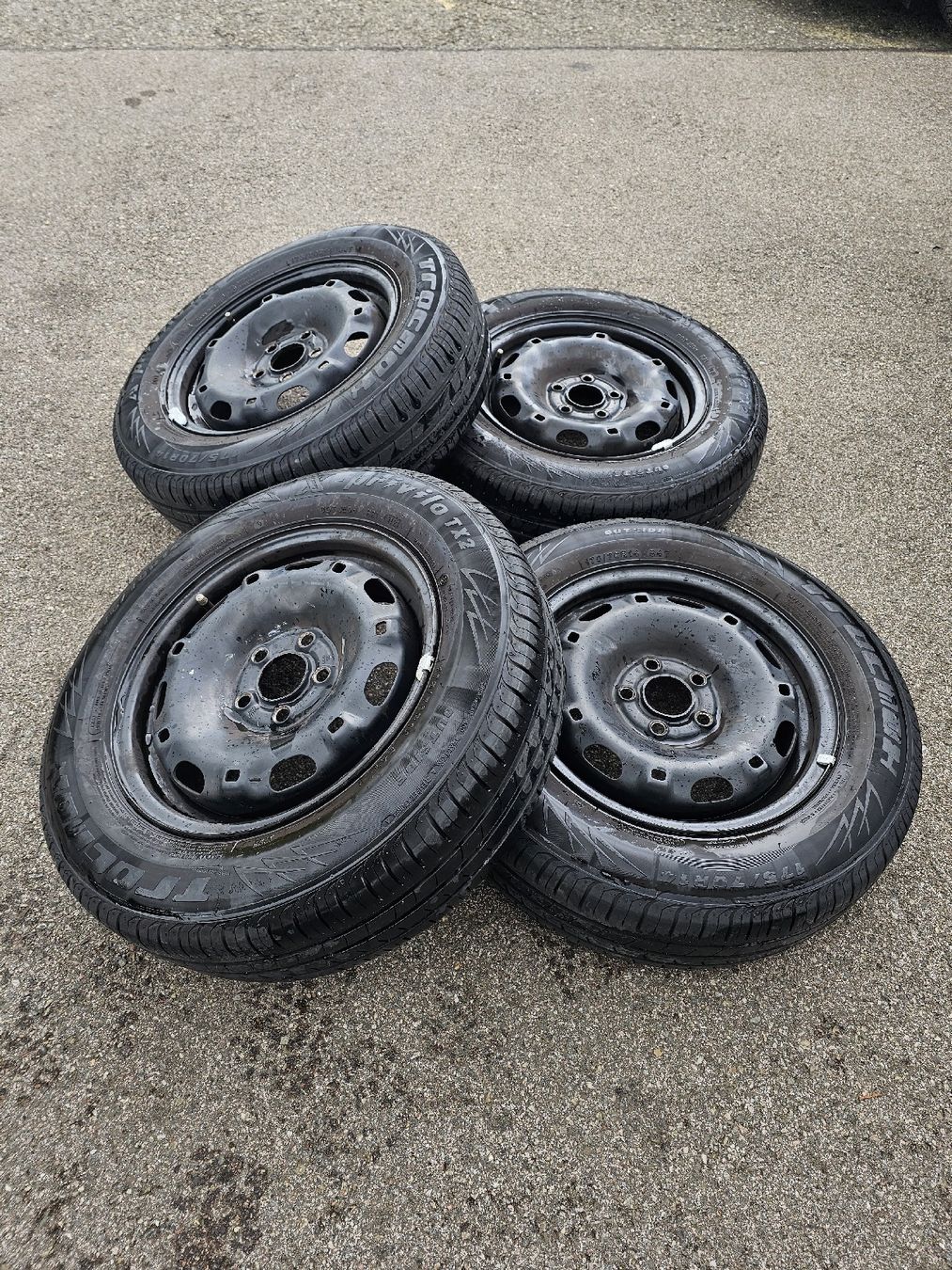 Pneumatici & Ruote complete: Roues été VW Polo – Usato da Loveresse venduto da sk1ller 1