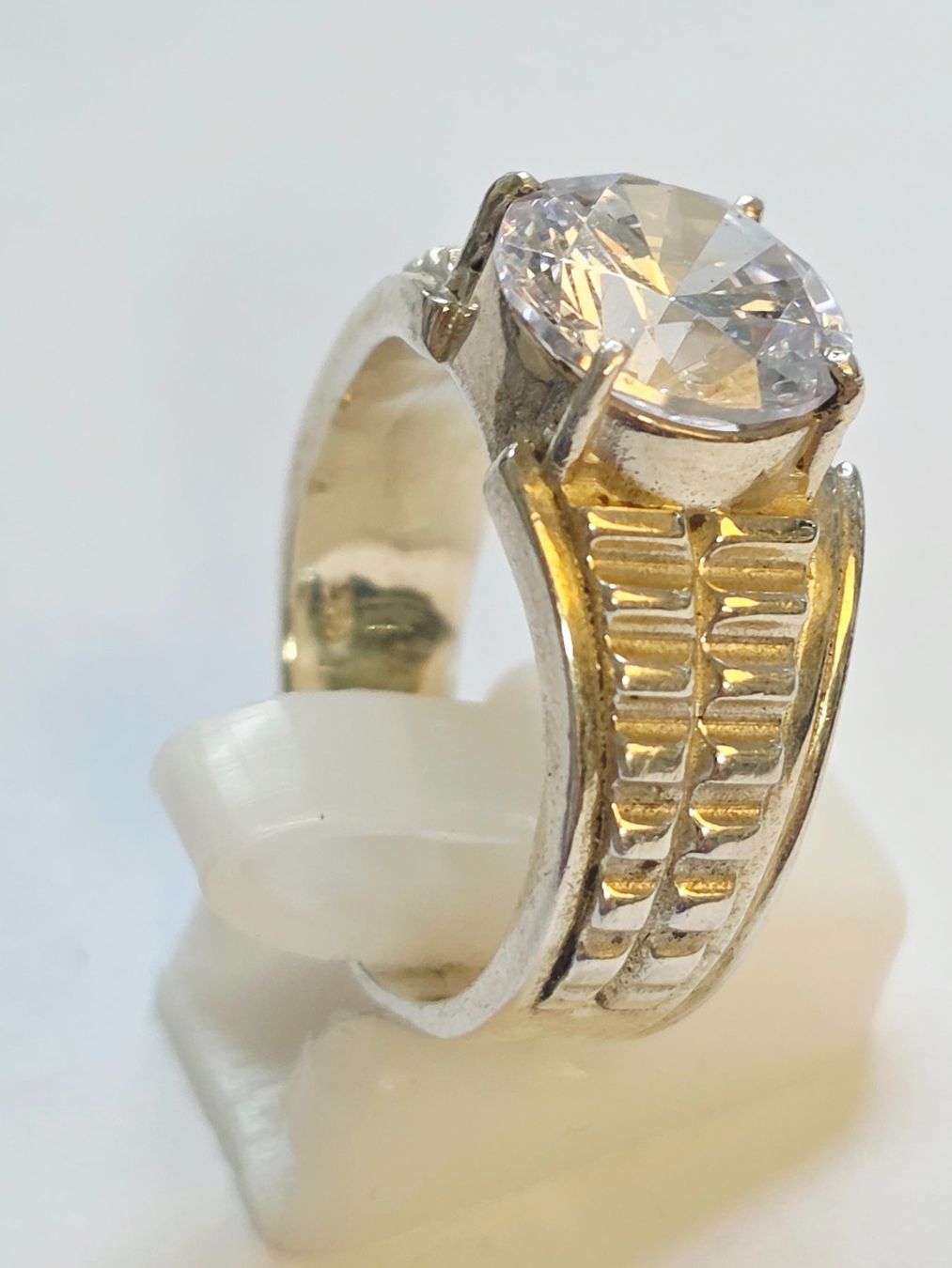 Ringe: Ring Silber mit grossem Zirkon Grösse 63 Neu – Neu (gemäss Beschreibung) aus Zürich von ben_mn5h