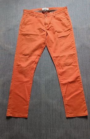 Quicksilver pants like new Size L-XL