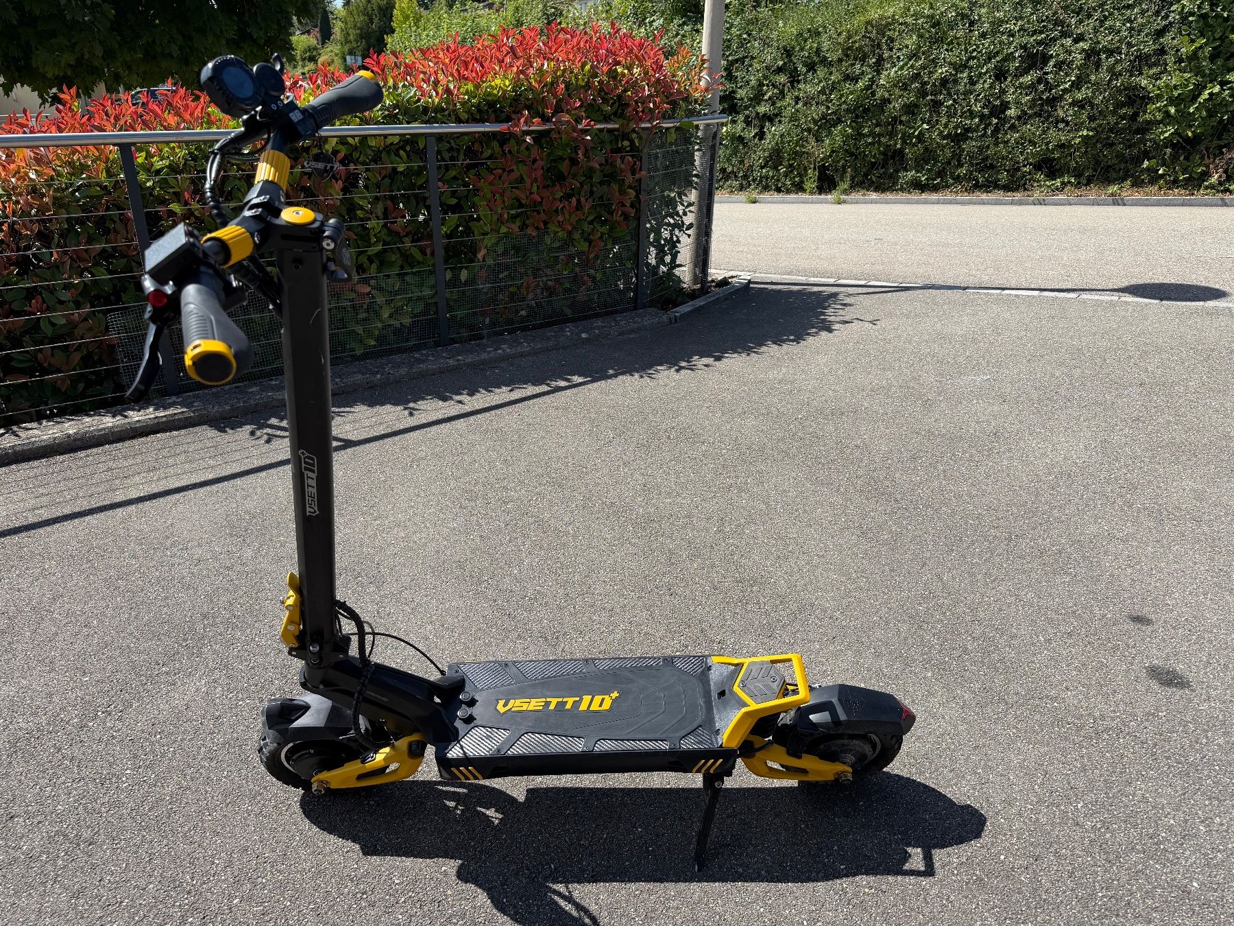 Scooters: Elektro Scooter Vsett 10+ – Gebraucht aus Schöfflisdorf von fir_69x6