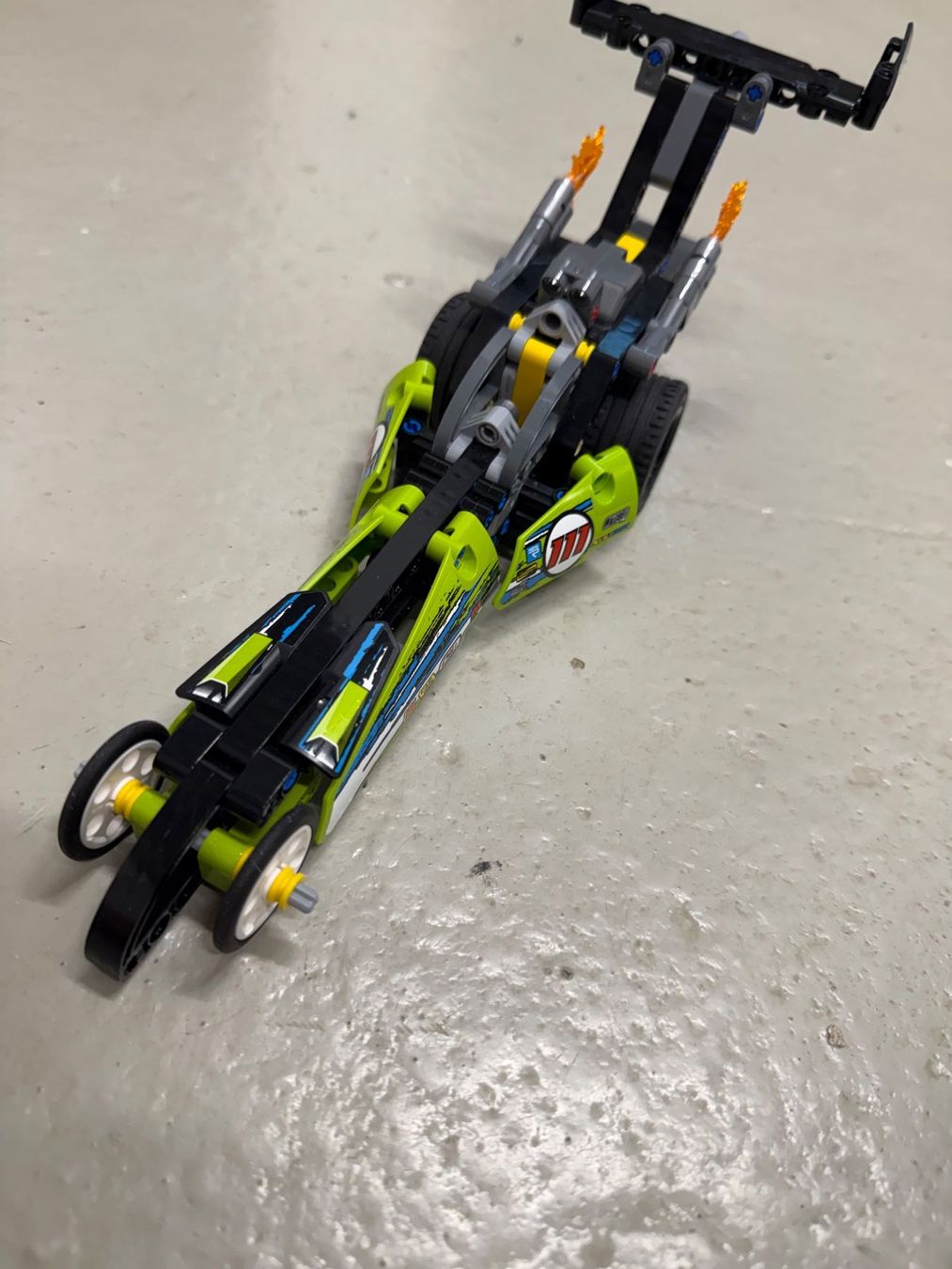 Lego Jouets: Lego Technik Bagger und Krahn +gratis Auto – D'occasion à Winterthur par mj1_kcd8 9