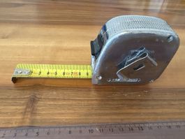 Massband 5m Metallgehaeuse guter Zustand