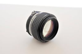 Nikon 50mm f/1.2 AiS