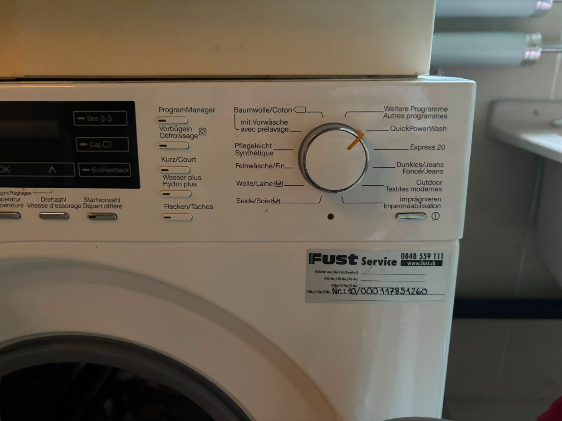 Miele Machines à laver: Waschmaschine Miele ca. 10 jährig – D'occasion à Zürich par barbaradaendliker 1