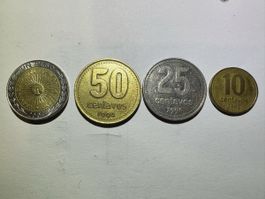 Lot de 4 pièces argentines pesos et centavos