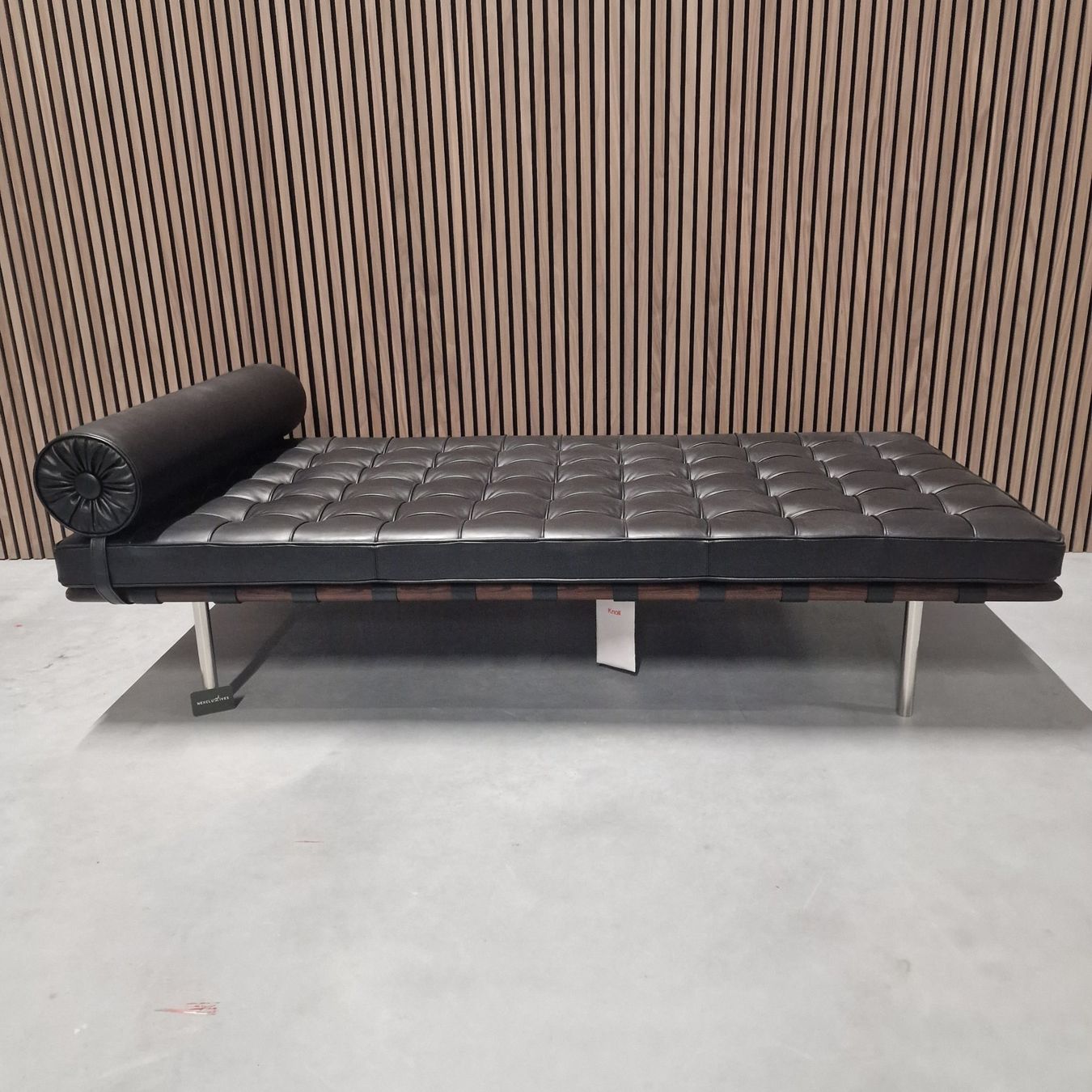 Sedie a sdraio: Knoll Barcelona Daybed – Nuovo e nell'imballaggio originale da Zürich venduto da Nexclusives.com 7
