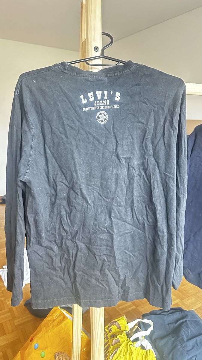 Maglioni & Felpe: Levi's / Schwarzes Sweatshirt – Usato da Herzogenbuchsee venduto da TCG-High-Quality 3