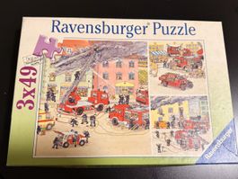 Ravensburger Puzzle 3x49 Teile - Feuerwehr Einsatz im Dorf!