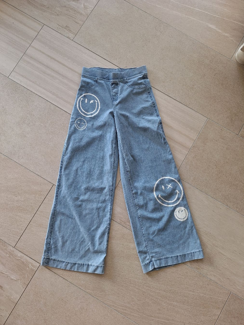 H&M Pantaloni: Jeans wide leg Smiley 146 – Usato da Bad Zurzach venduto da han_5znm