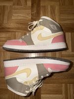 Jordan 1 Mid SE Pastel Vivid Green Grind