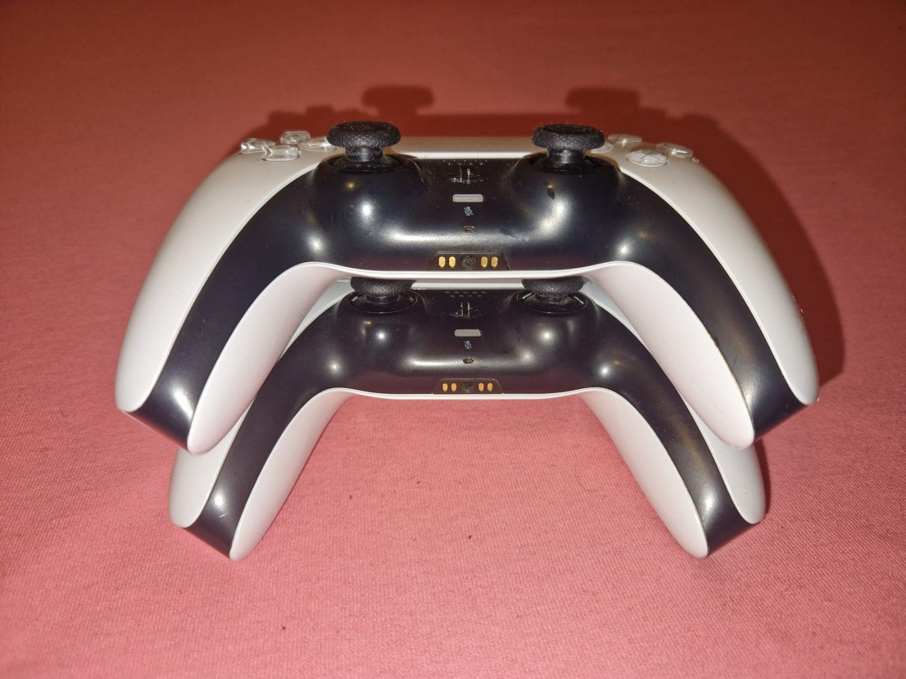 Sony Controller: PS5 DualSense Wireless Controller Paket mit kleine Defekte – Difettoso da Wittenbach venduto da Marko02_SG 4