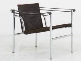 Le Corbusier LC1 Sessel von Cassina mit dunkelbraunem Fell
