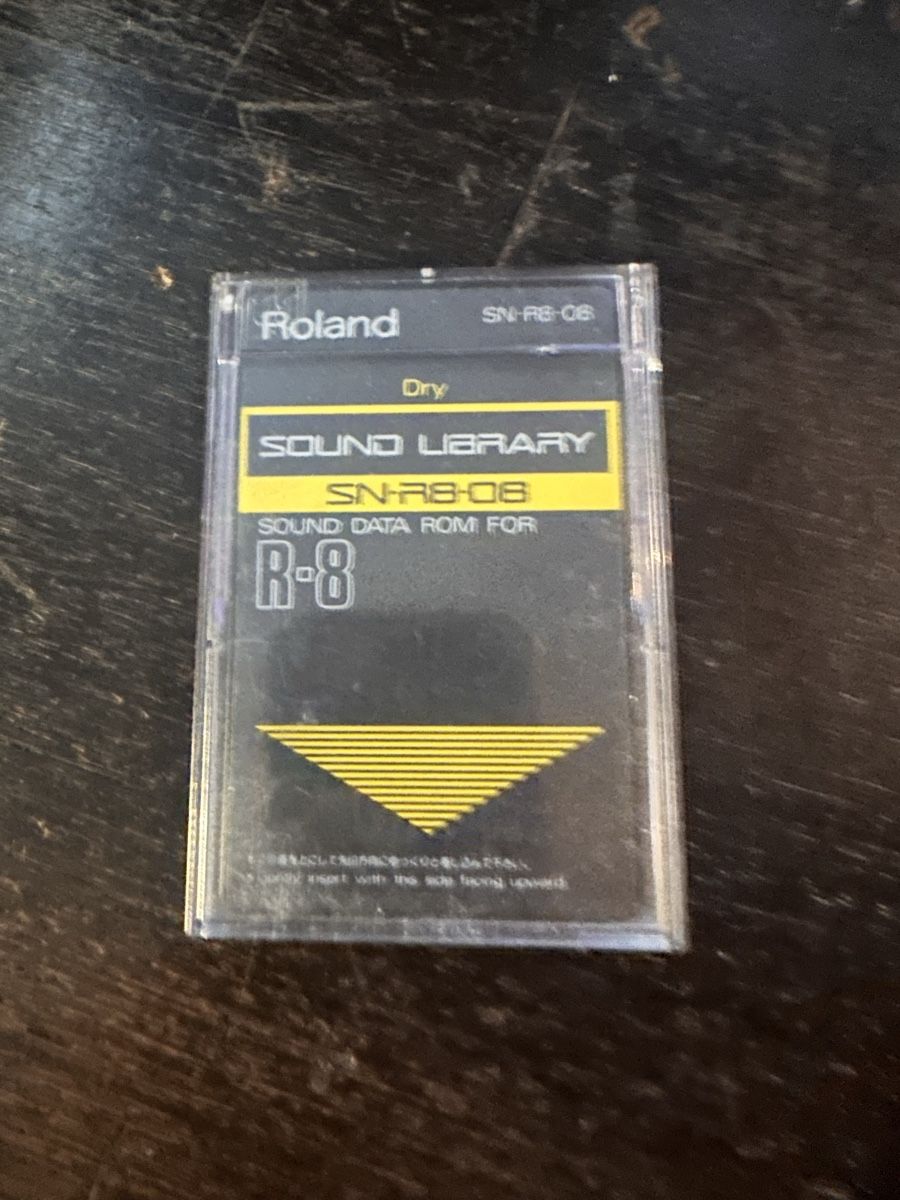 Roland Strumenti musicali: Roland SN-R8-08 – Usato da Vevey venduto da Dborg