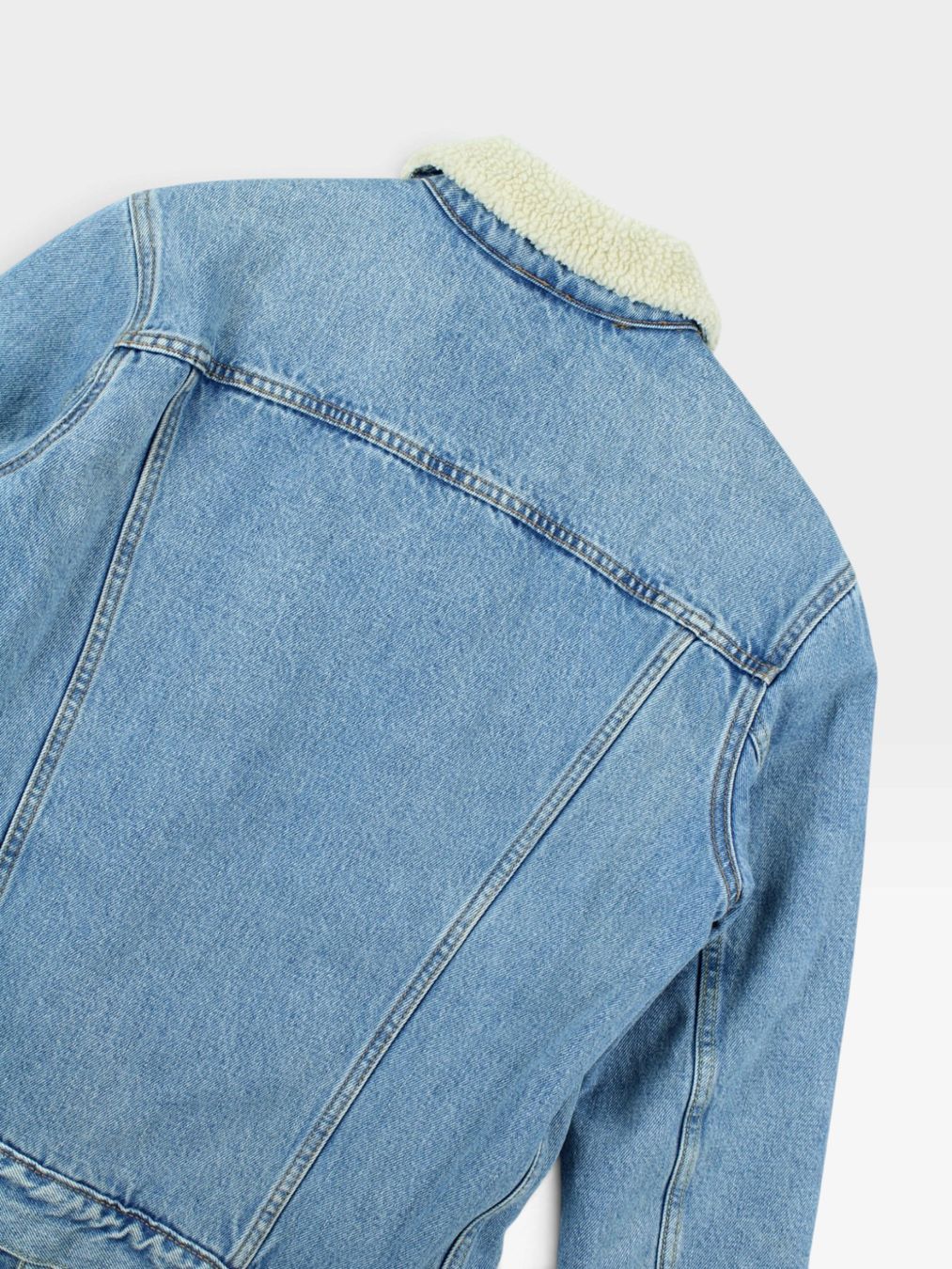Giacche: Levi's Jacket – Usato da St. Gallen venduto da look-twice 4