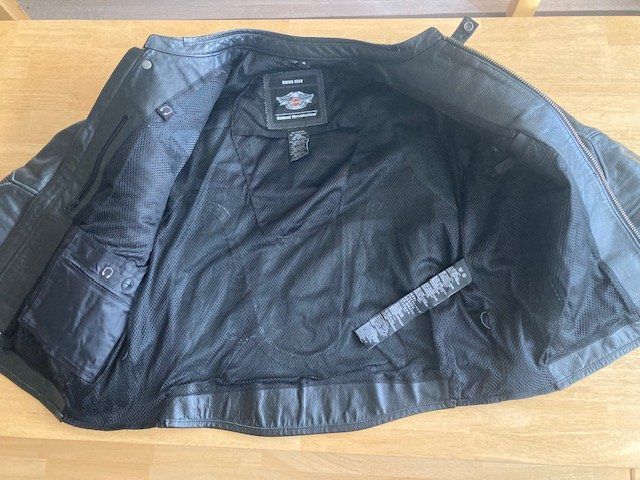 Harley-Davidson Giacche: Harley Davidson Perforierte Lederjacke mit Protektoren XL – Usato da Affoltern am Albis venduto da premiumparts 4