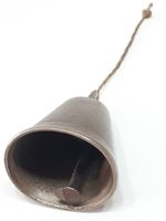 Antike Messingglocke - Ancienne clochette en laiton