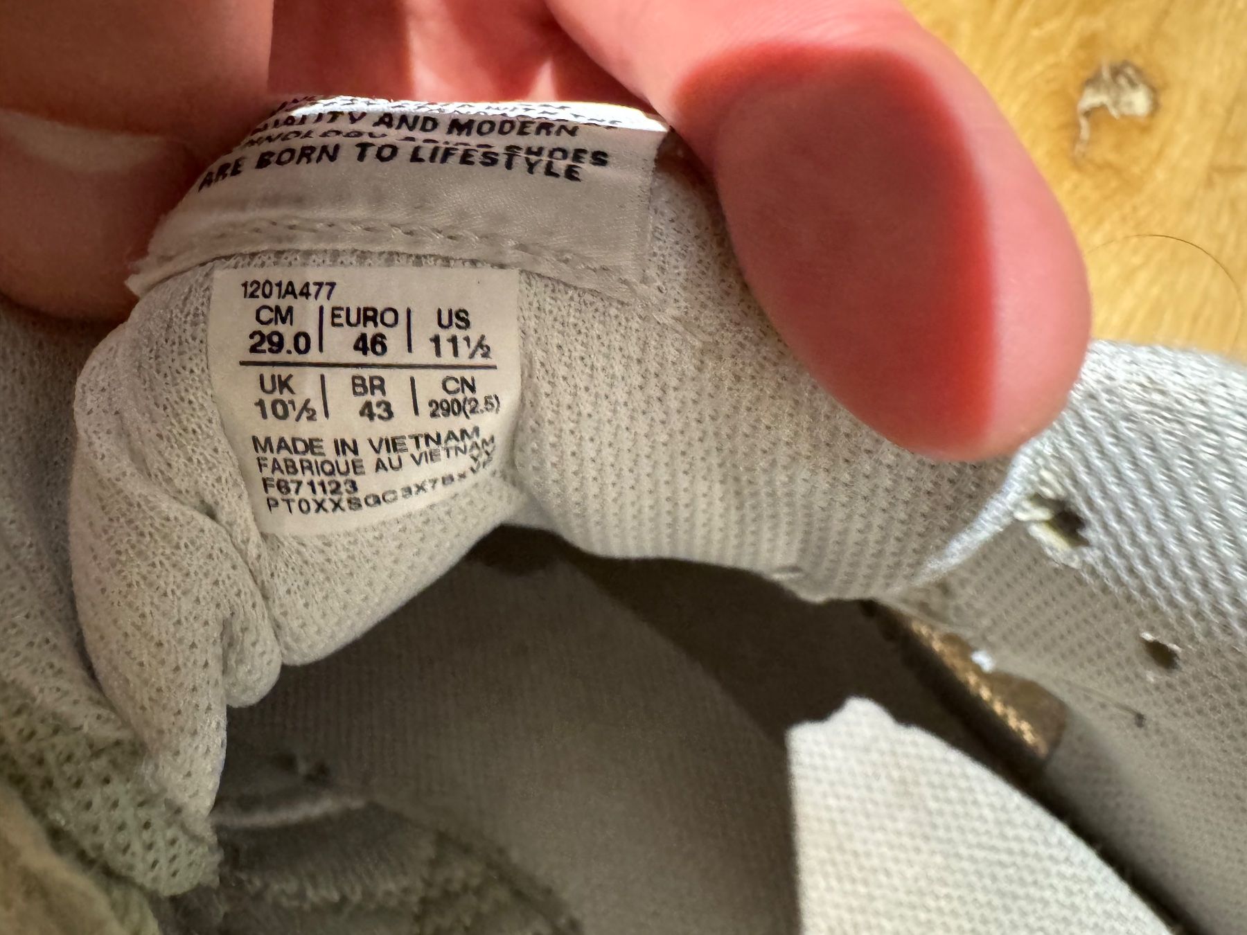 Scarpe da uomo: Asics Graue Herren Turnschuhe, Grösse 46 – Usato da Aettenschwil venduto da SaFa24 2