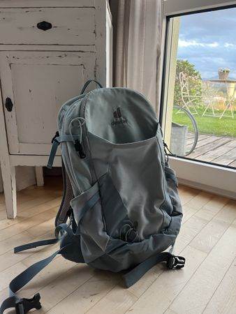 Deuter Futura 21 SL Rucksack – Damen – 21L – top Zustand